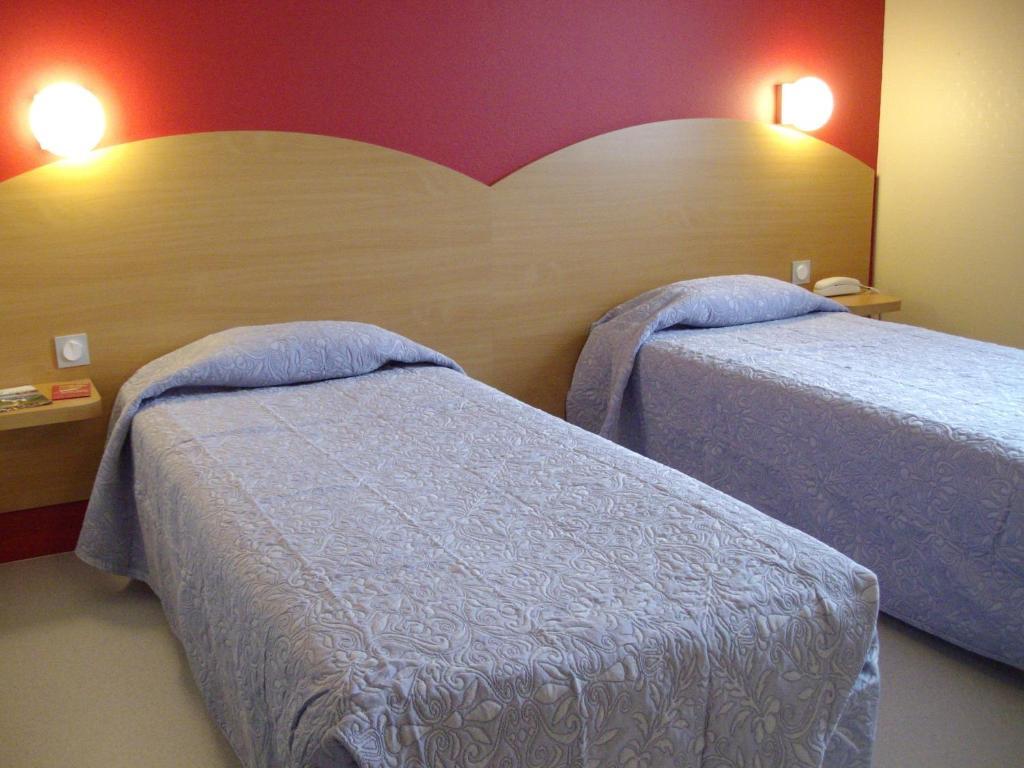 Hotel Le Grand Chene Gièvres Kamer foto